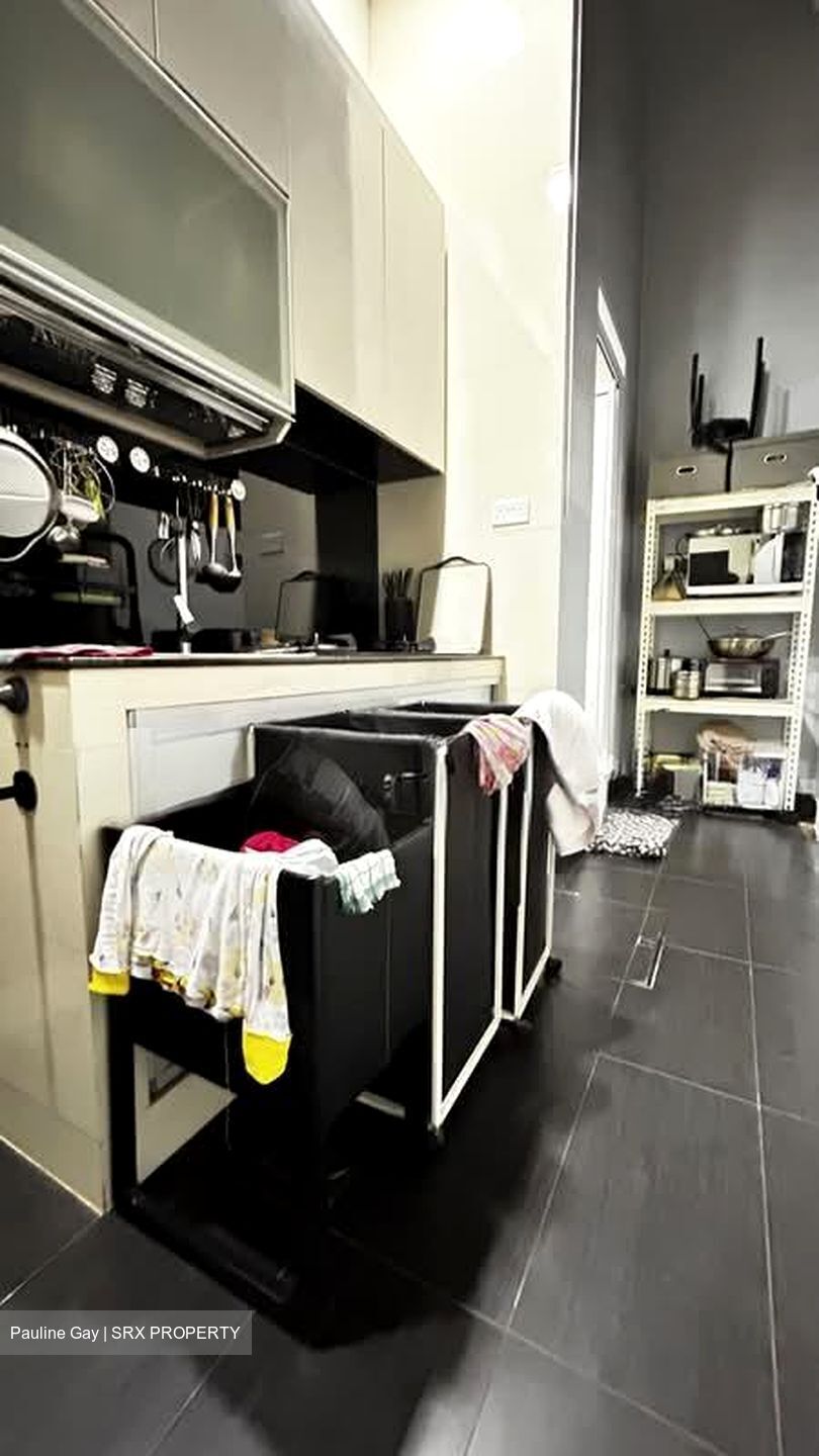 Poh Huat Road (D19), Terrace #590294371